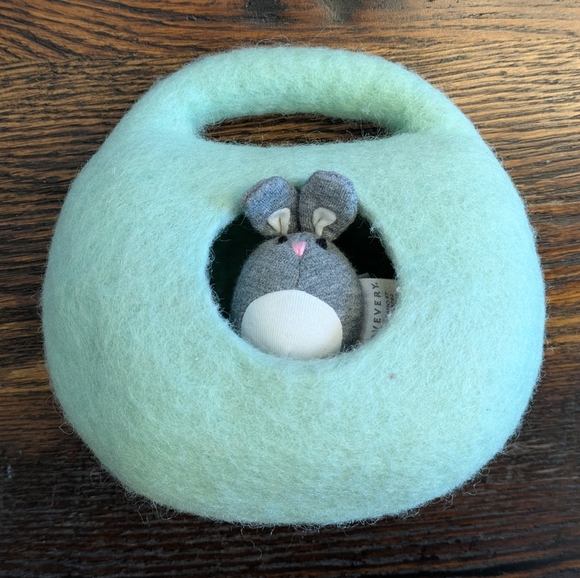 LOVEVERY Bunnies in a Felt Burrow Bilateral Coordination Montessori Toy 13-15 mo - Picture 2 of 3